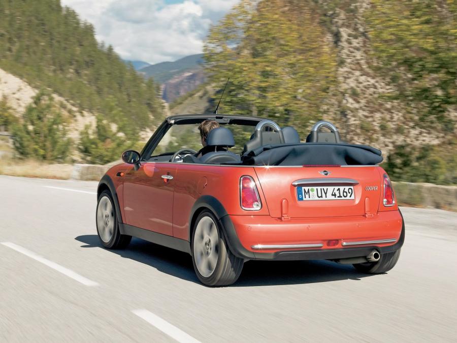  Mini Cooper Cabrio 2004 года  (фото 11 из 30)